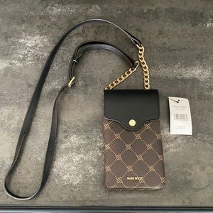 Nine West phone holder purse with wallet
